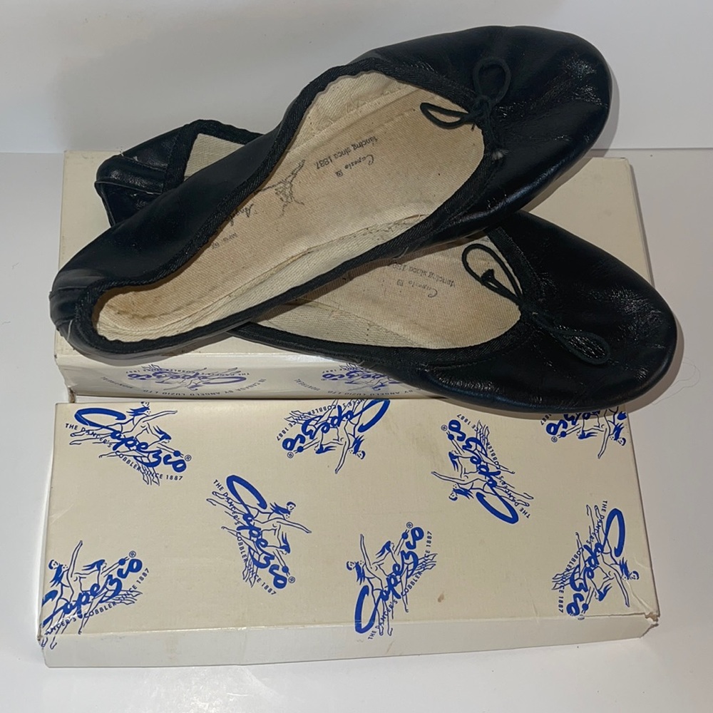 Women’s vintage Angelo Luzio - size 8